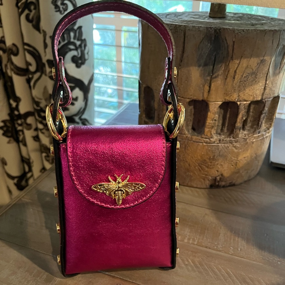 NWOT Vera Pelle Italian Leather Bee Handbag in Metallic Pink and Brilliant Gold - Picture 2 of 16